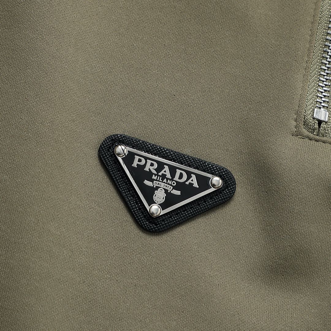 【PRADA  公式旗艦店】プラダ  ショートパンツ  ご好評に付き再入荷！-BRAND OFF