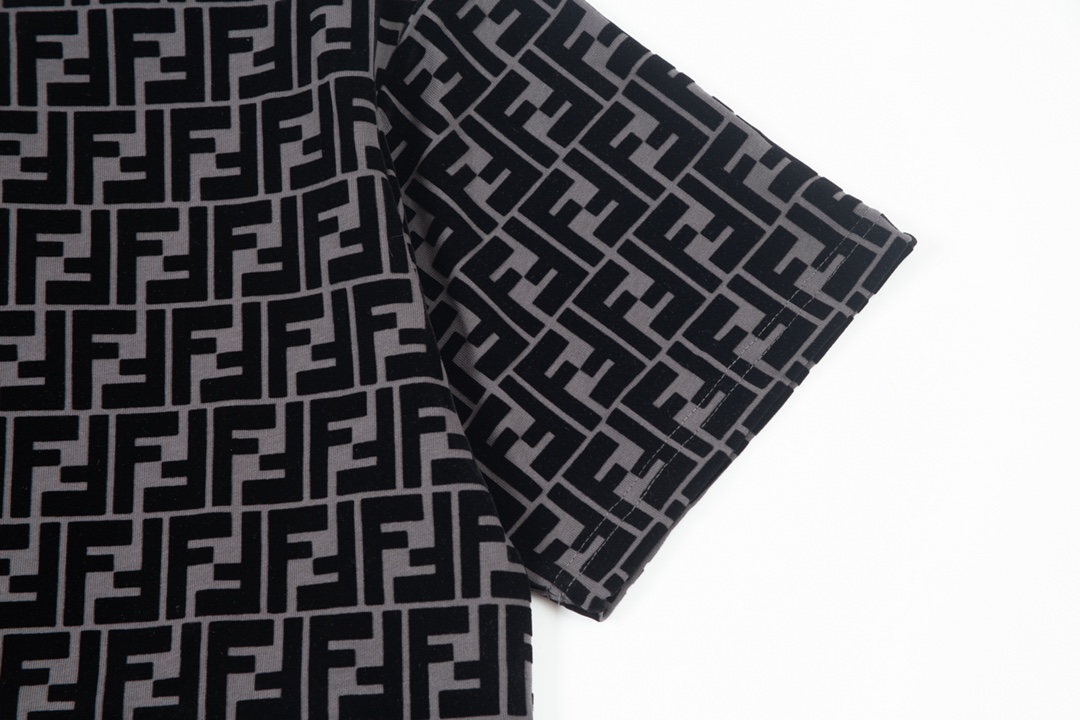 【2026】【FENDI  公式旗艦店】フェンディTシャツ ご好評に付き再入荷！-BRAND OFF