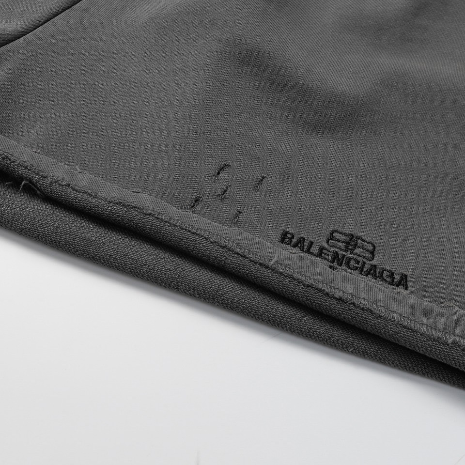 【BALENCIAGA  公式旗艦店】バレンシアガ  ショートパンツご好評に付き再入荷！-BRAND OFF