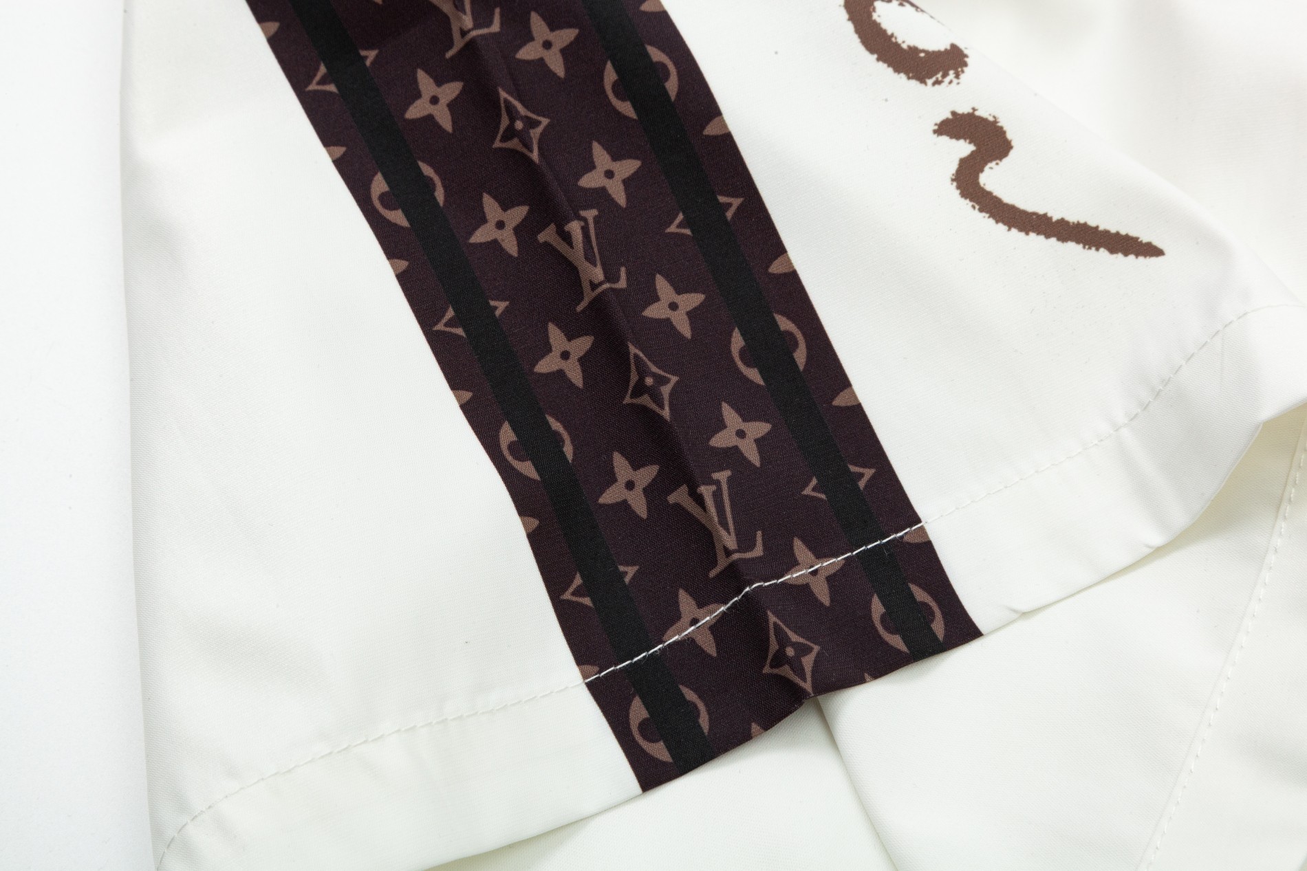 【2026】LV【LOUIS VUITTON  公式旗艦店】ルイヴィトン  ショートパンツご好評に付き再入荷 24613-BRAND OFF