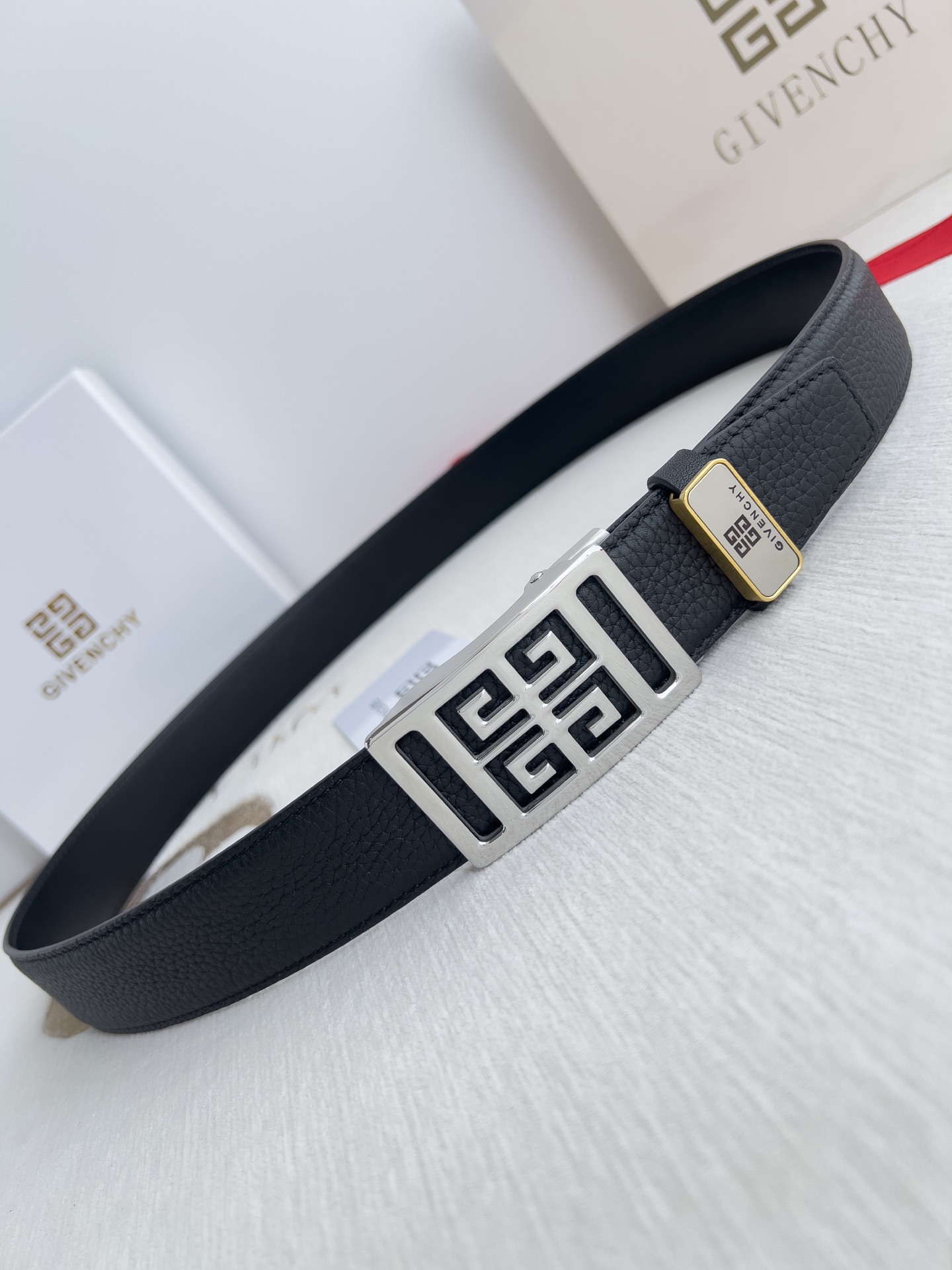 【GIVENCHY】(ジバンシー) 3.5cmベルト メンズ 240903-BRAND OFF