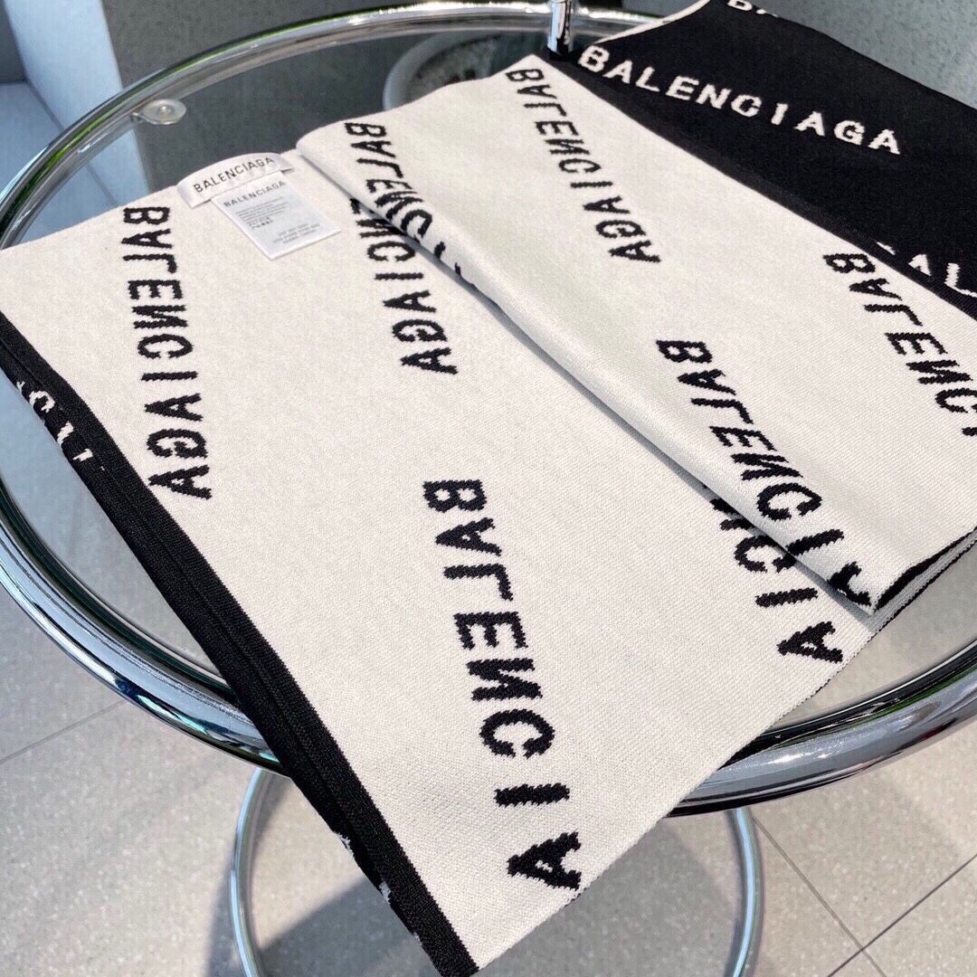 【BALENCIAGA   バレンシアガ】スカーフ32*180CM  241109-BRAND OFF