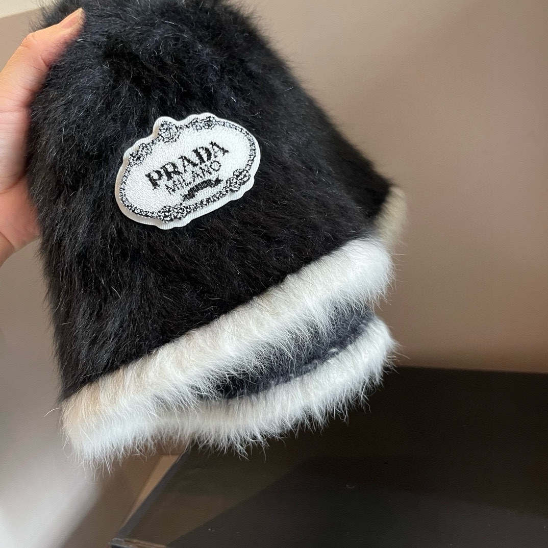 PRADA (プラダ)フィッシャーマンズハット  241125-BRAND OFF