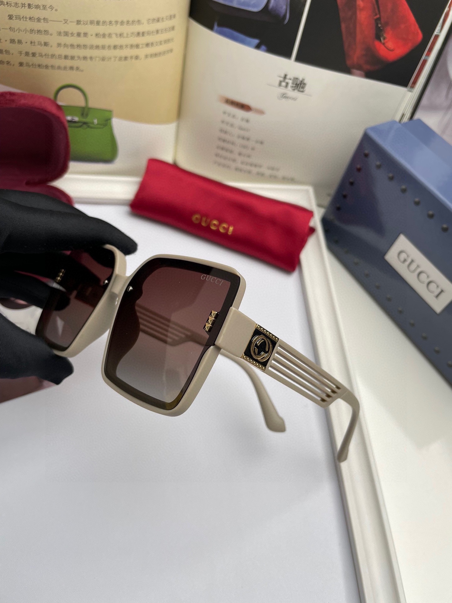 GUCCI(クッチ ) サングラス-BRAND OFF