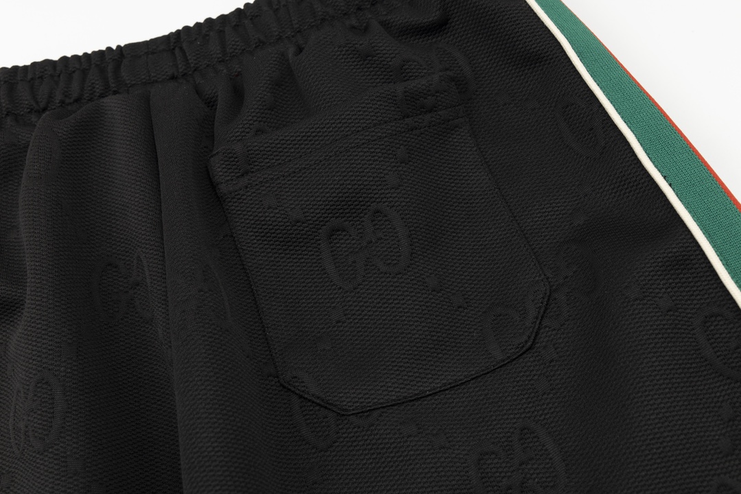 【GUCCI公式旗艦店】クッチ  ショートパンツ  ご好評に付き再入荷！-BRAND OFF