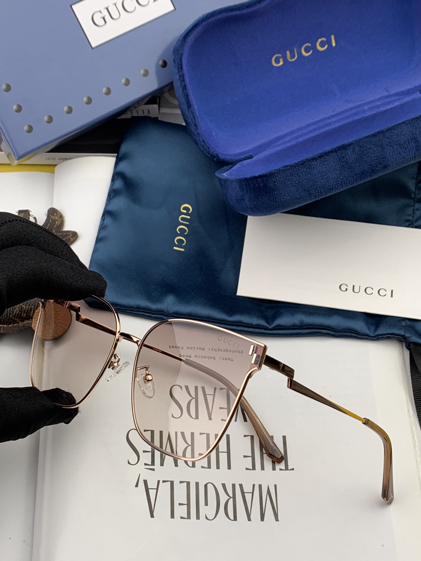 GUCCI(クッチ ) サングラス-BRAND OFF