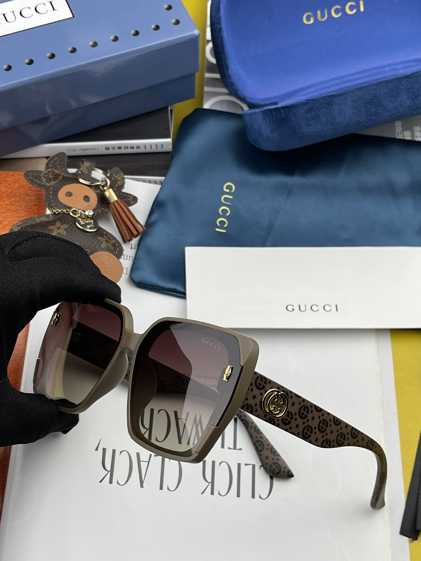 GUCCI(クッチ ) サングラス-BRAND OFF