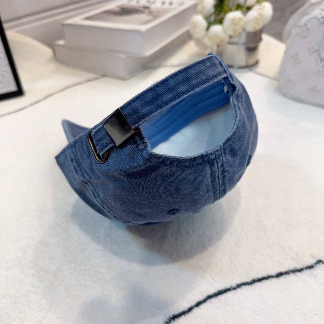 【BALENCIAGA バレンシアガ】【数量限定】 野球帽 / ハット-BRAND OFF