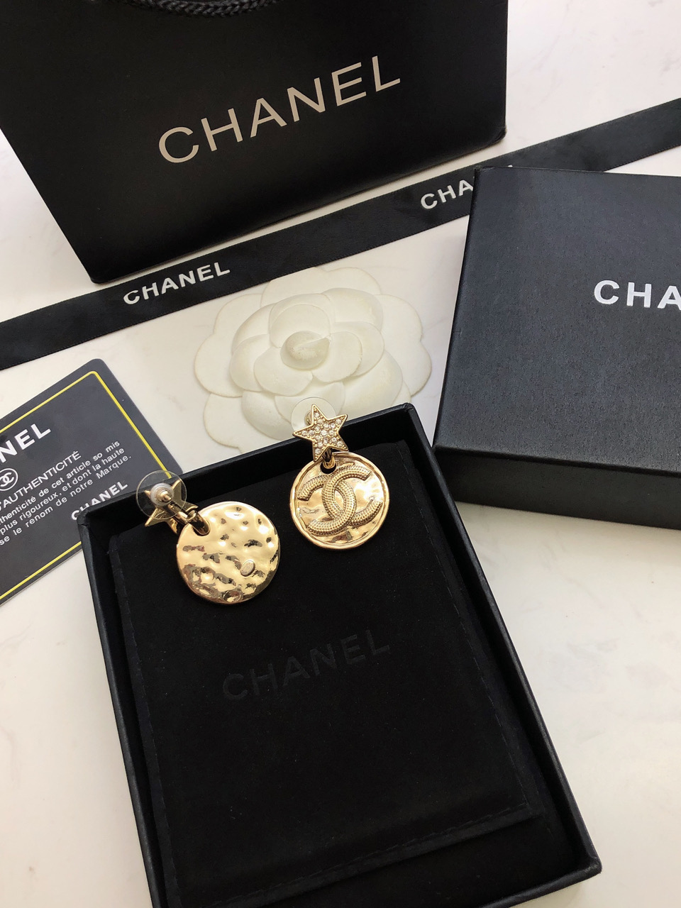 【CHANEL】 シャネル   ファッションスタイルのイヤリング-BRAND OFF