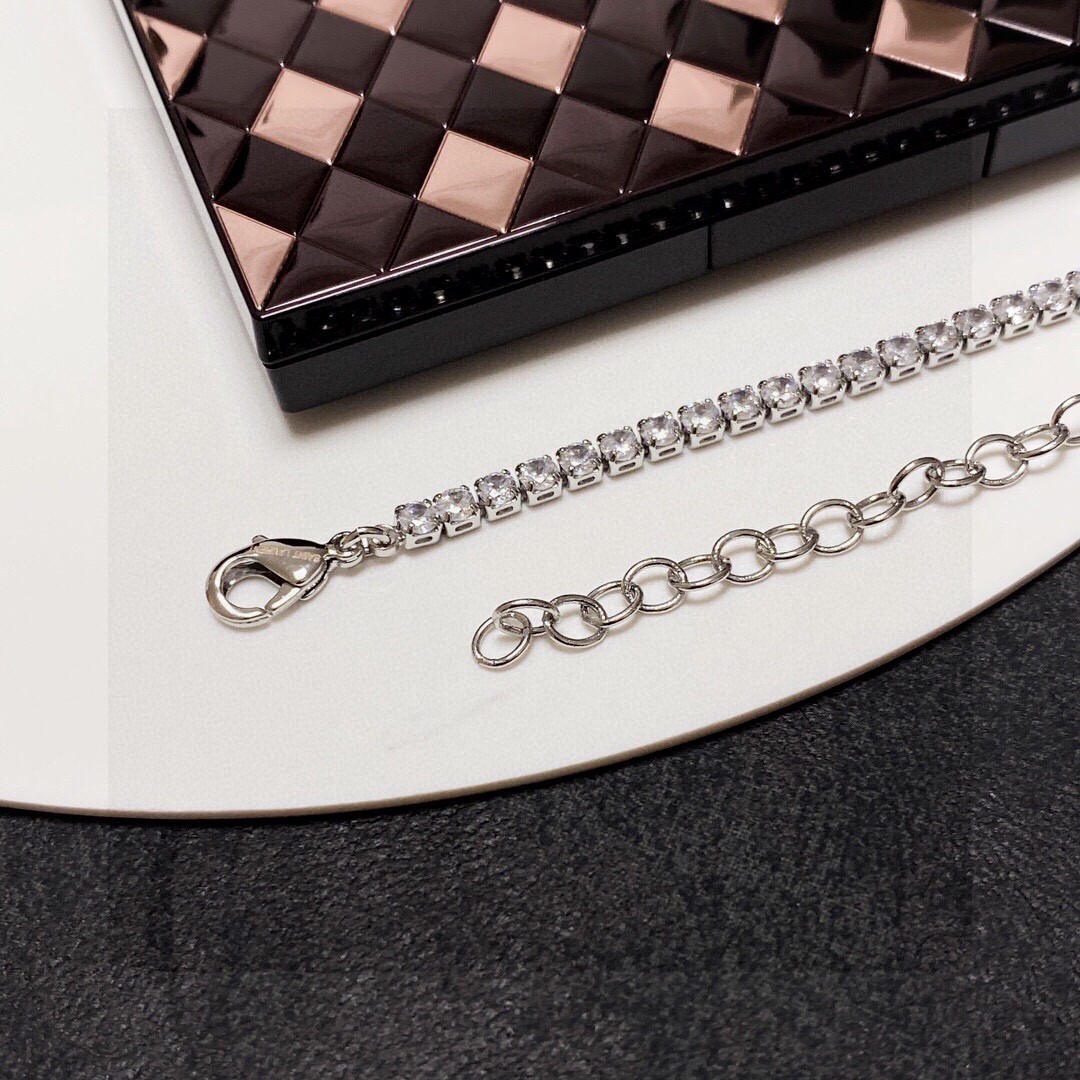 【YSL SAINT LAURENT  】サンローラン ネックレス、新しいネックレス万能シンプルファッションオーナメント-BRAND OFF