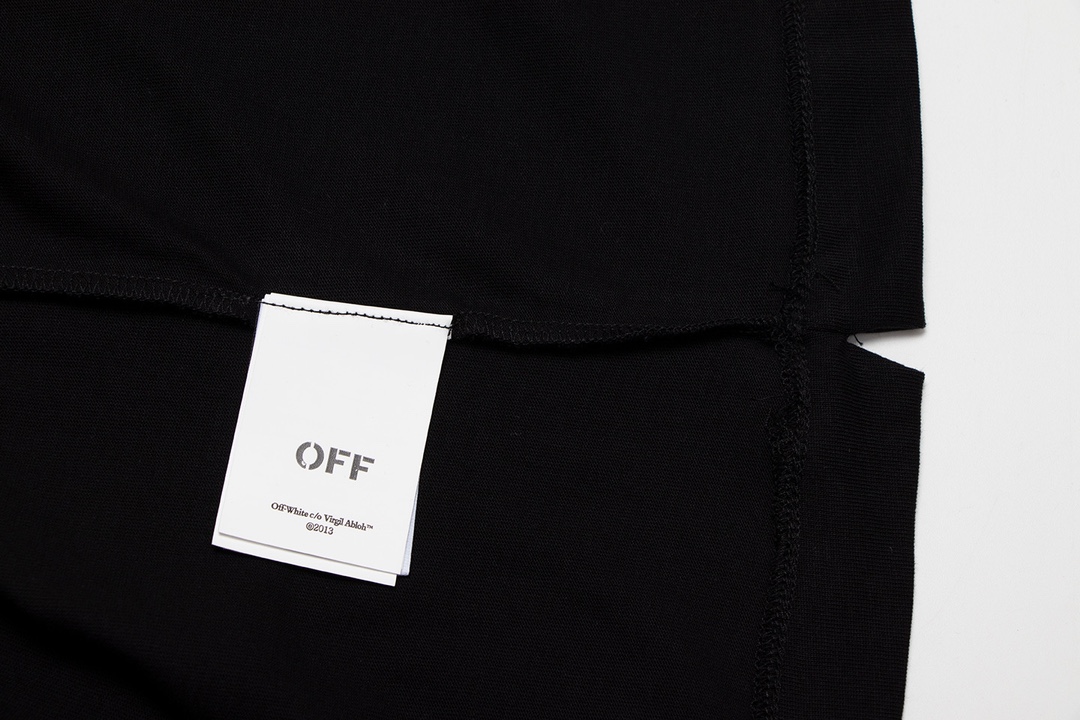 【OFF-WHITE 公式旗艦店】オフホワイト  Tシャツ ご好評に付き再入荷！-BRAND OFF
