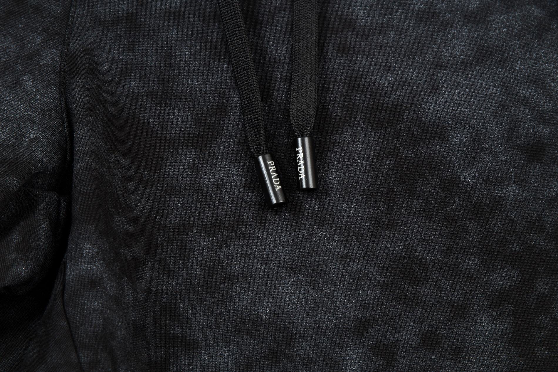【PRADA  公式旗艦店】プラダ  ショートパンツ  ご好評に付き再入荷！-BRAND OFF
