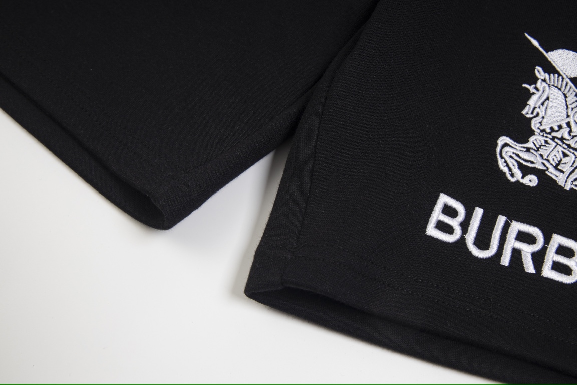 【BURBERRY  公式旗艦店】バーバリー  ショートパンツ  ご好評に付き再入荷！-BRAND OFF