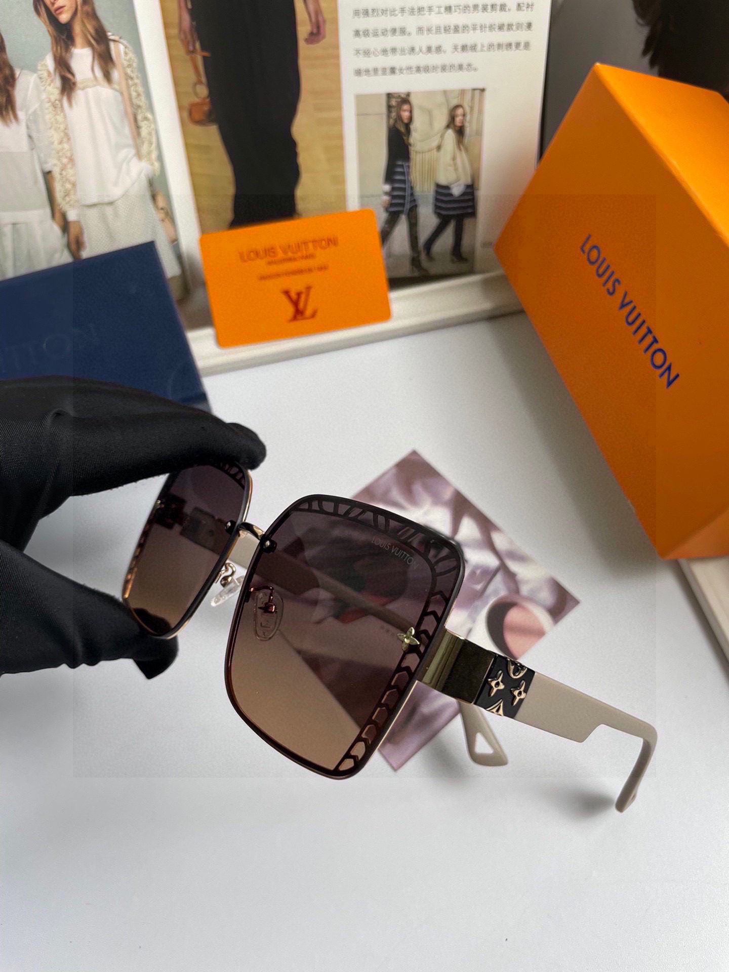 LOUIS VUITTON(ルイヴィトン) サングラス 24706-BRAND OFF