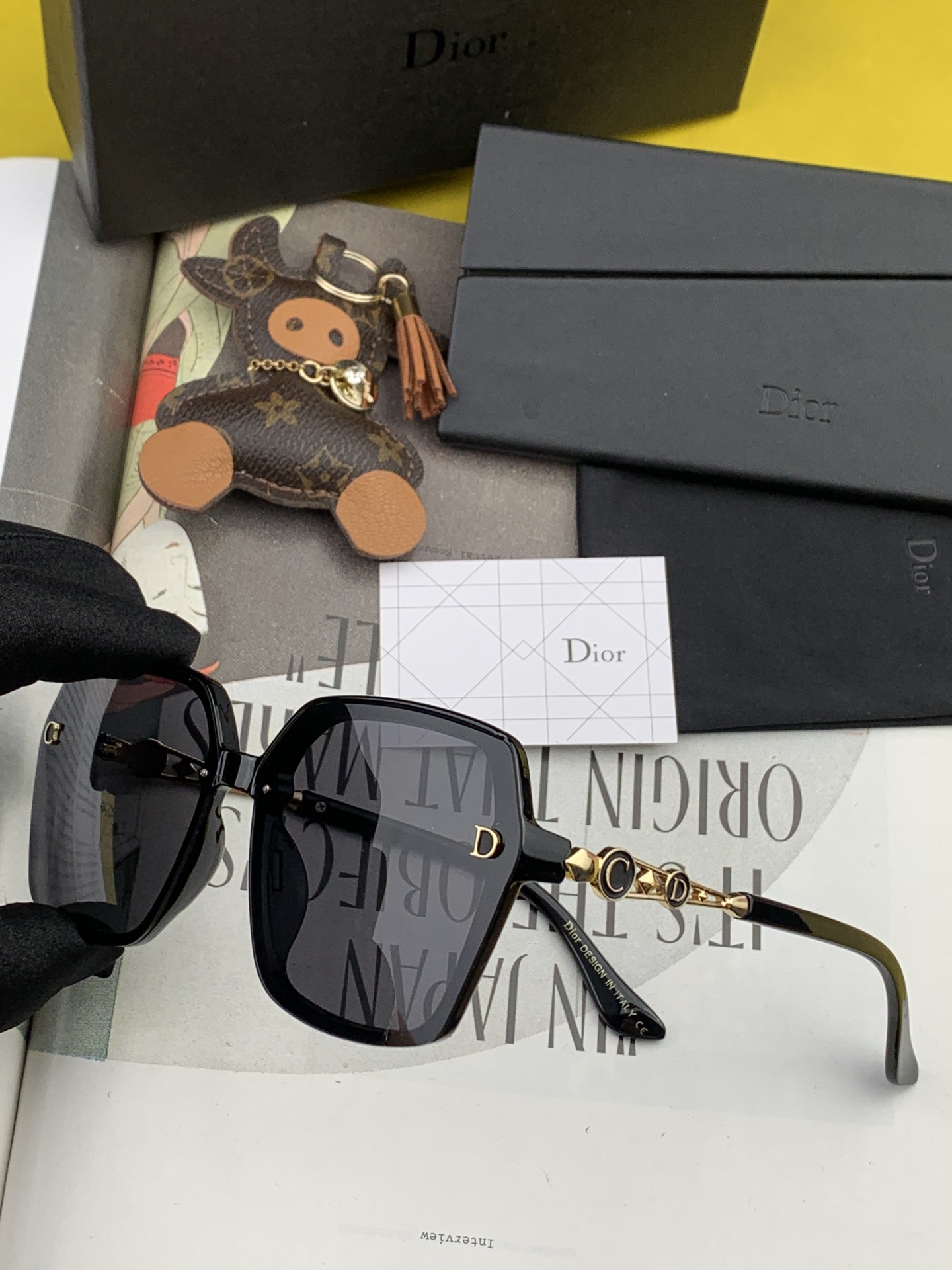 DIOR(  ディオール ) サングラス-BRAND OFF