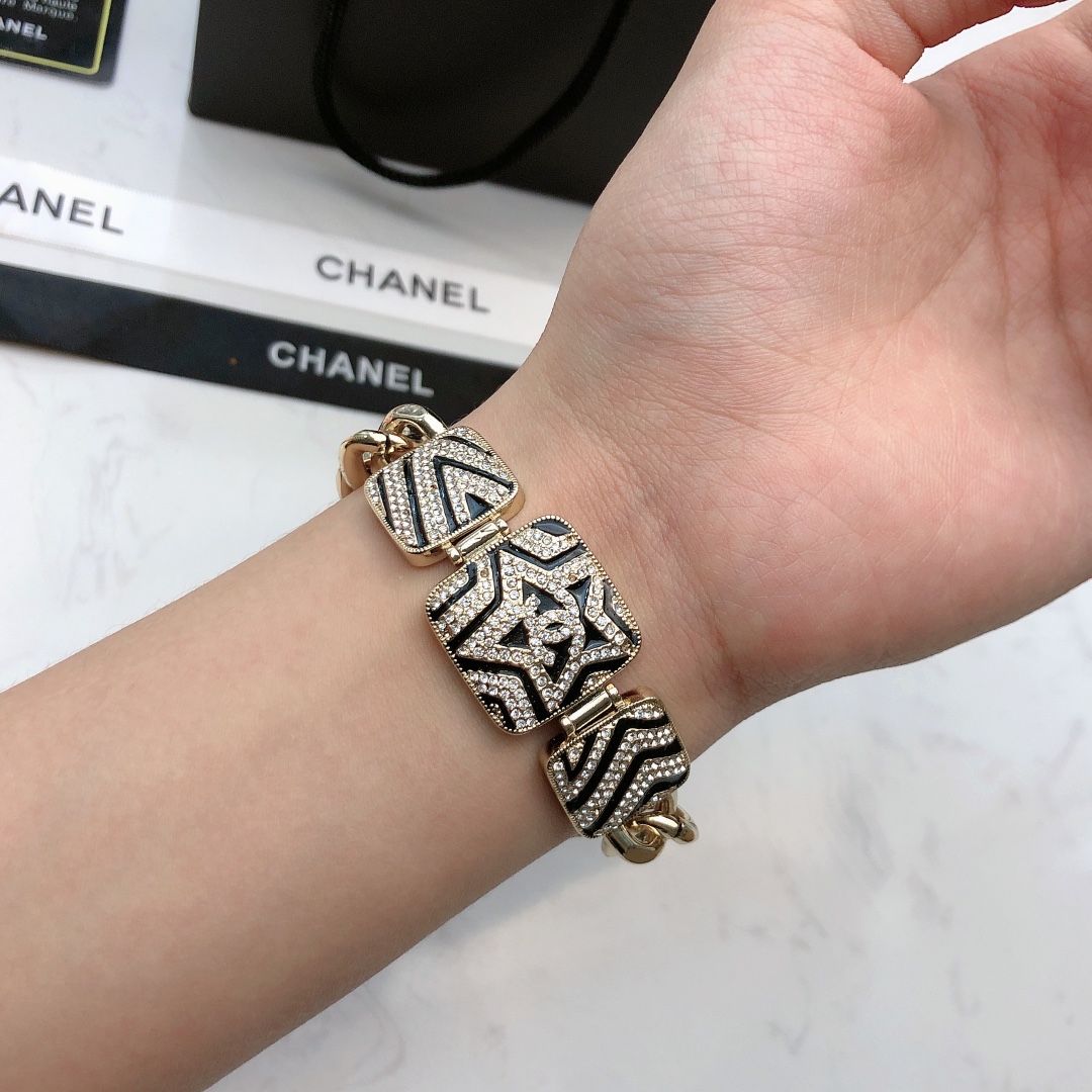 【CHANEL】ブレスレット、ファッションシンプルなスタイル 240728-BRAND OFF