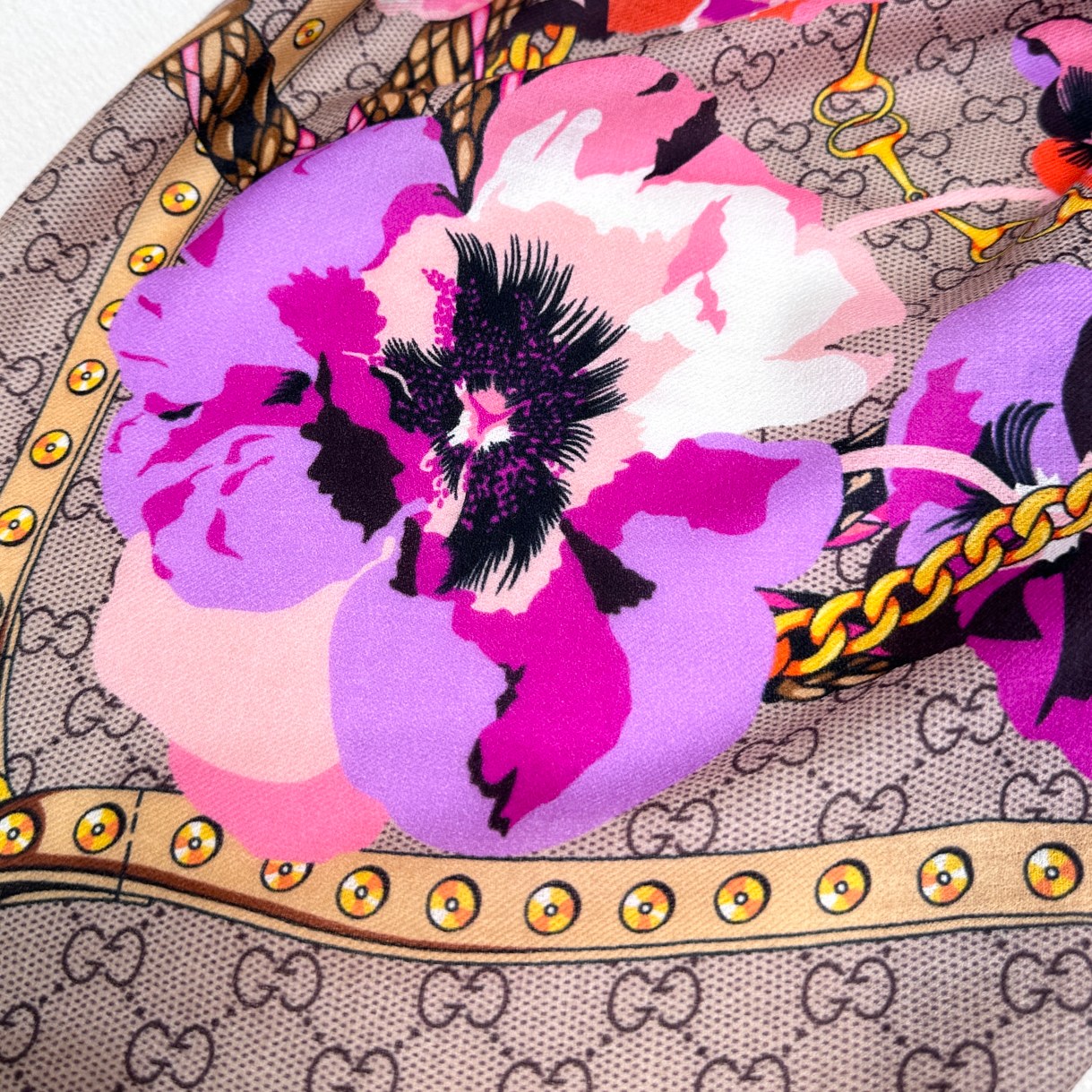 【GUCCI グッチ】スカーフ140*140CM  241108-BRAND OFF