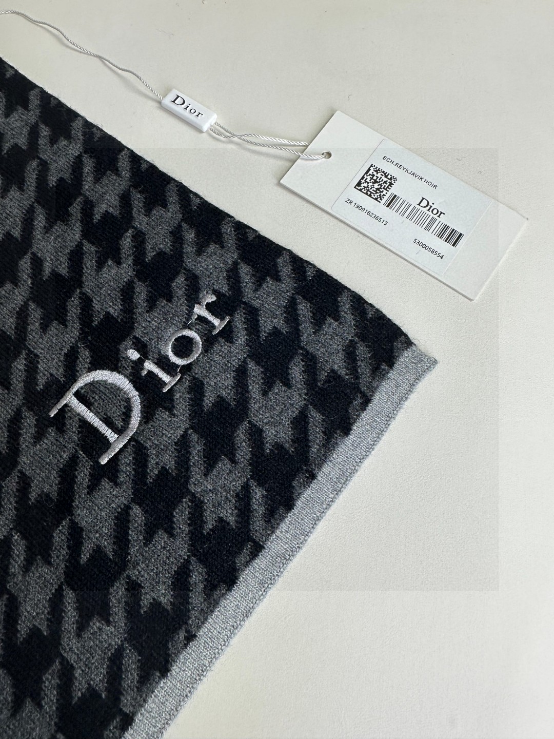 【DIOR  ディオール 】スカーフ32*180cm  241108-BRAND OFF