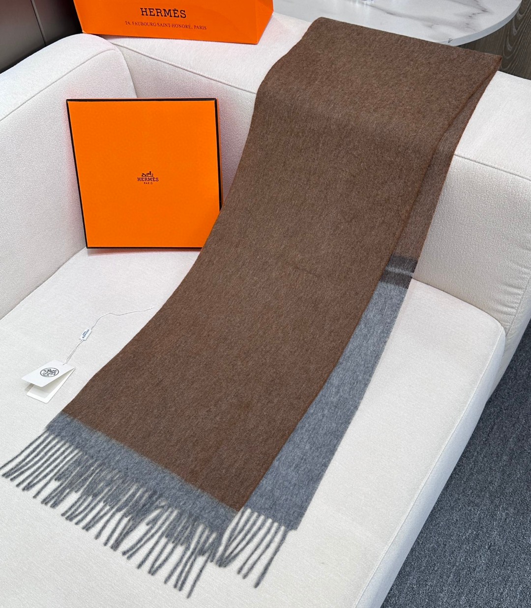 【HERMES エルメス 】スカーフ   30*180CM  241109-BRAND OFF