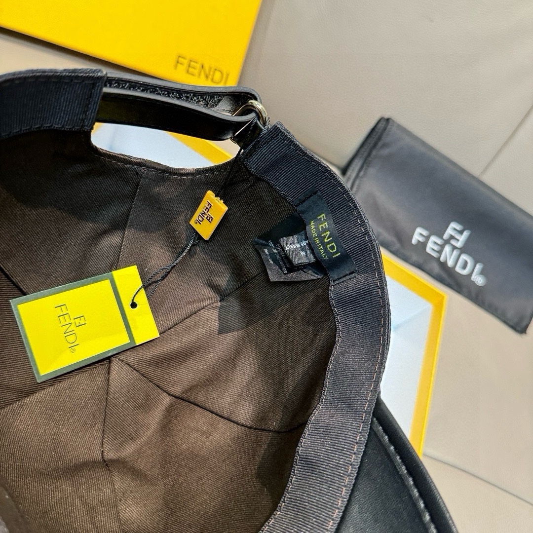 【FENDI  フェンディ】【数量限定】 野球帽 / ハット   241125-BRAND OFF