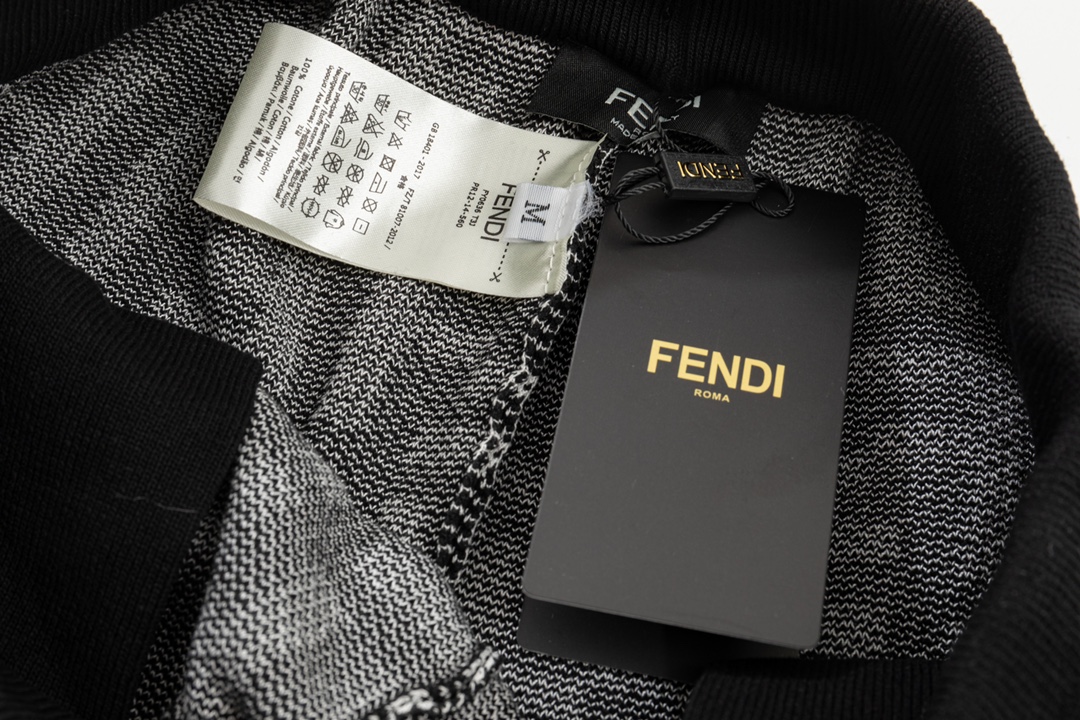 【FENDI  公式旗艦店】フェンディ   ショートパンツご好評に付き再入荷！-BRAND OFF