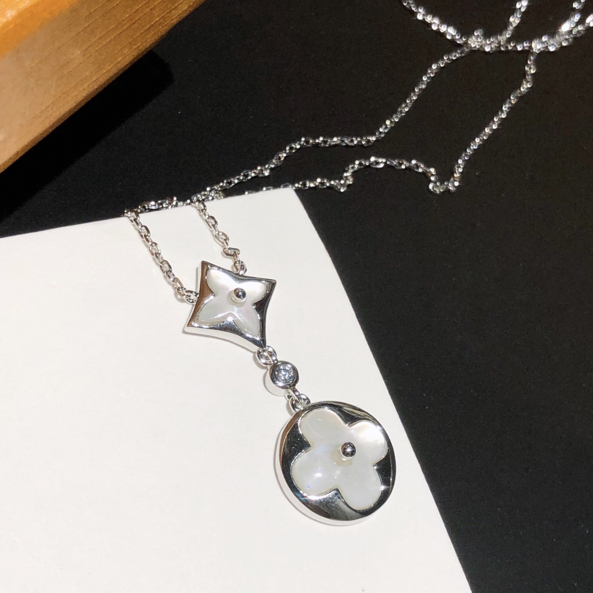 【2026】【LOUIS VUITTON】ネックレス、新しいネックレス万能シンプルファッションオーナメント-BRAND OFF