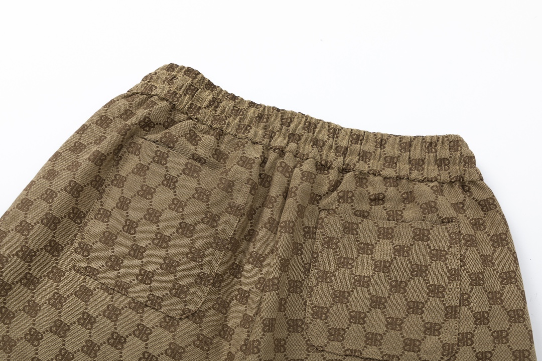 【BALENCIAGA  公式旗艦店】バレンシアガ    ショートパンツ  ご好評に付き再入荷！-BRAND OFF