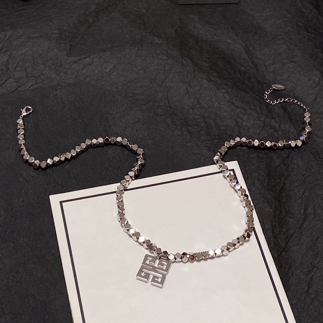 【2026】【GIVENCHY 】ネックレス、新しいネックレス万能シンプルファッションオーナメント-BRAND OFF