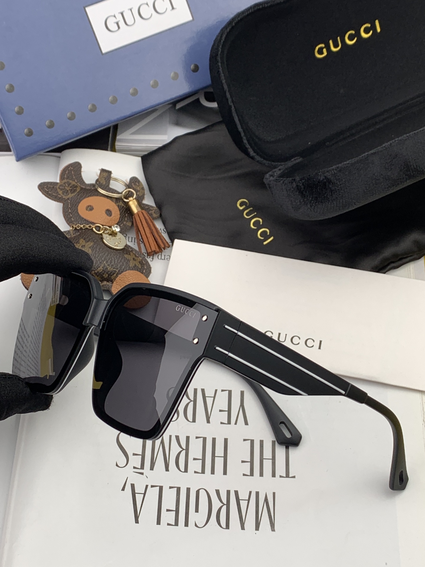 GUCCI(クッチ ) サングラス-BRAND OFF