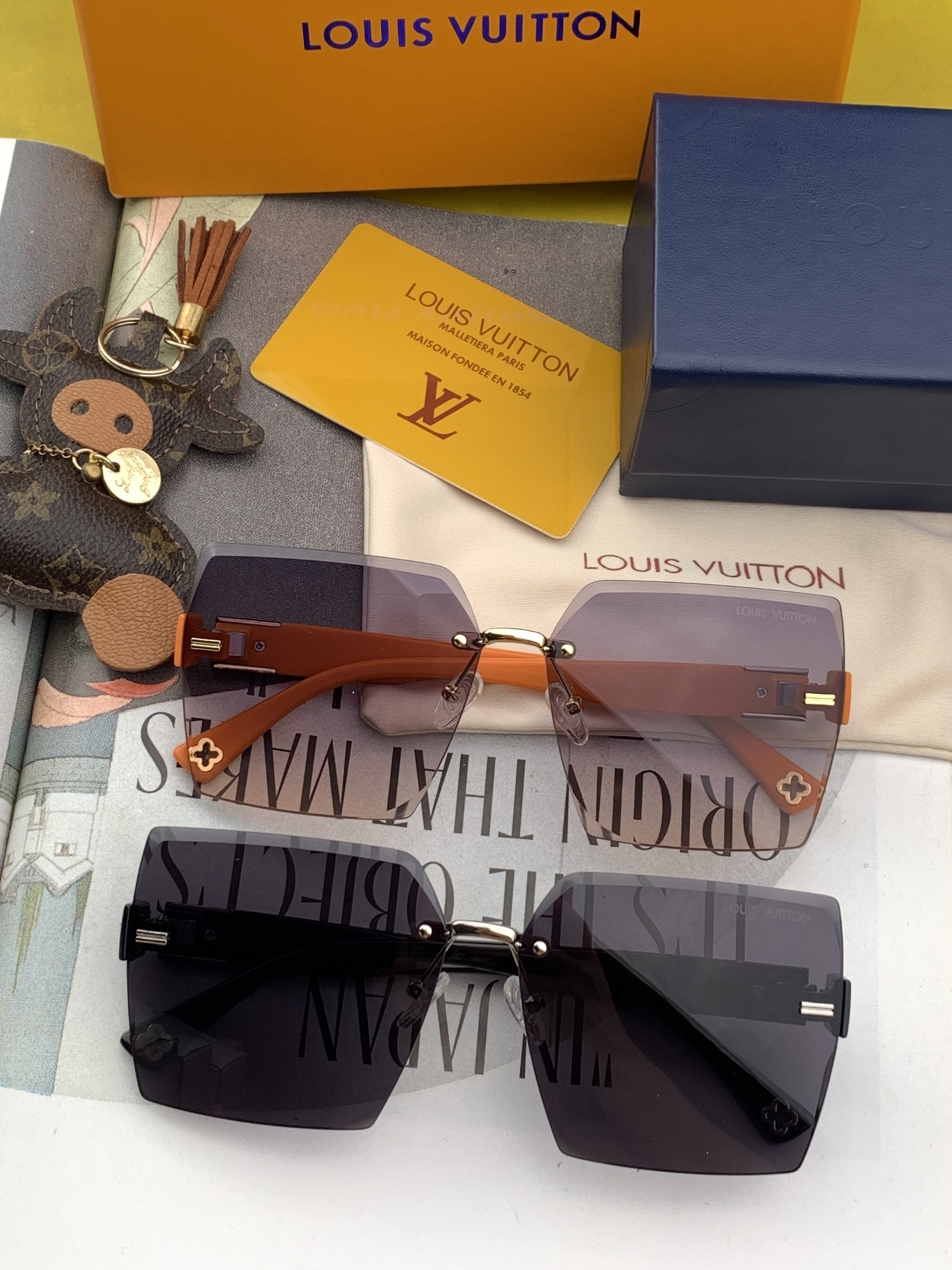 LOUIS VUITTON (  ルイヴィトン ) サングラス-BRAND OFF