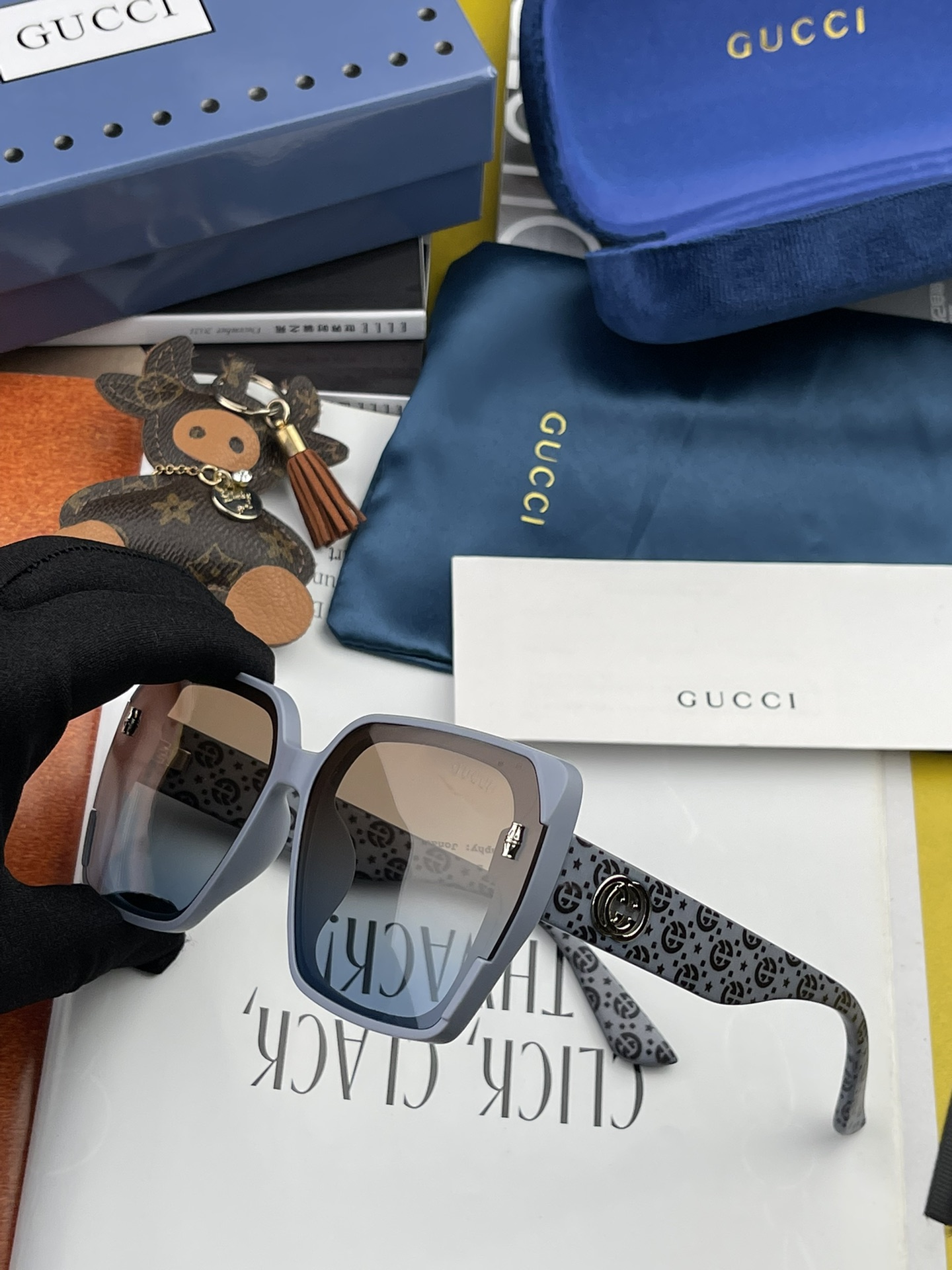 GUCCI(クッチ ) サングラス-BRAND OFF