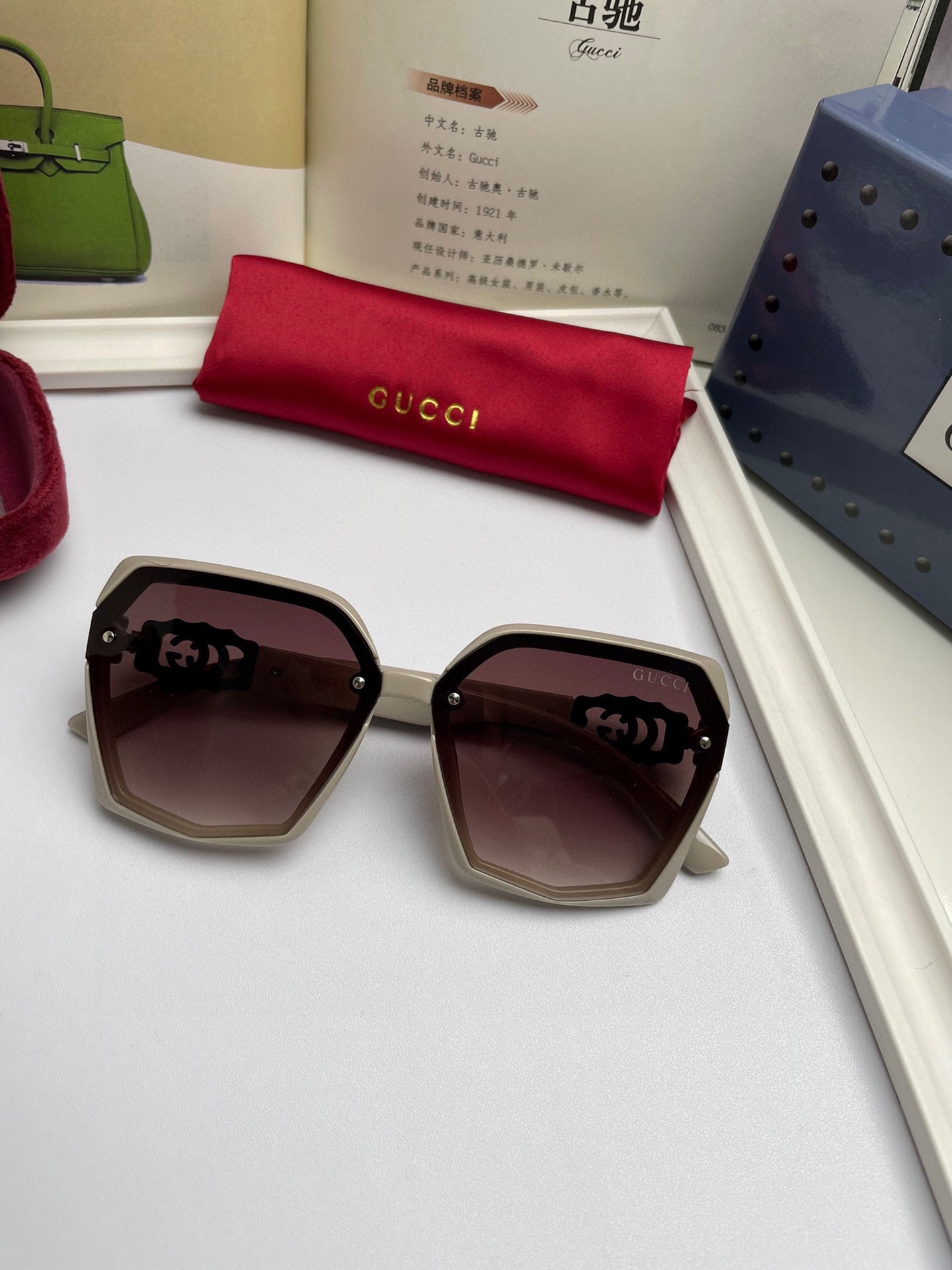 GUCCI(クッチ ) サングラス-BRAND OFF