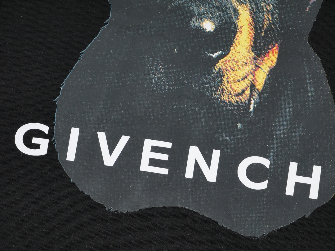 【2026】【GIVENCHY 公式旗艦店】ジバンシー   Tシャツ ご好評に付き再入荷！-BRAND OFF