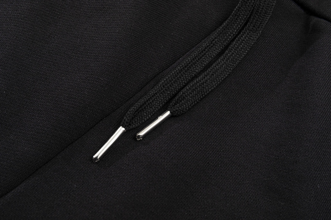 【GUCCI公式旗艦店】クッチ  ショートパンツ  ご好評に付き再入荷！-BRAND OFF