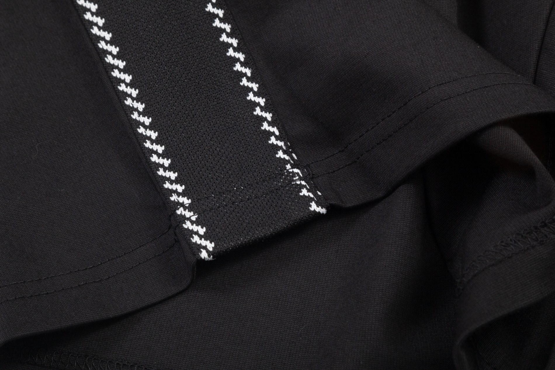 【PRADA  公式旗艦店】プラダ  ショートパンツ  ご好評に付き再入荷！-BRAND OFF