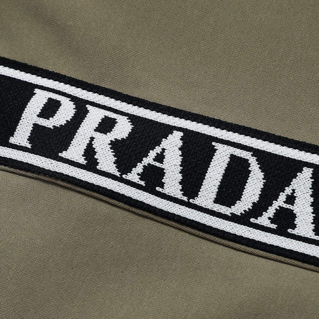 【PRADA  公式旗艦店】プラダ  ショートパンツ  ご好評に付き再入荷！-BRAND OFF