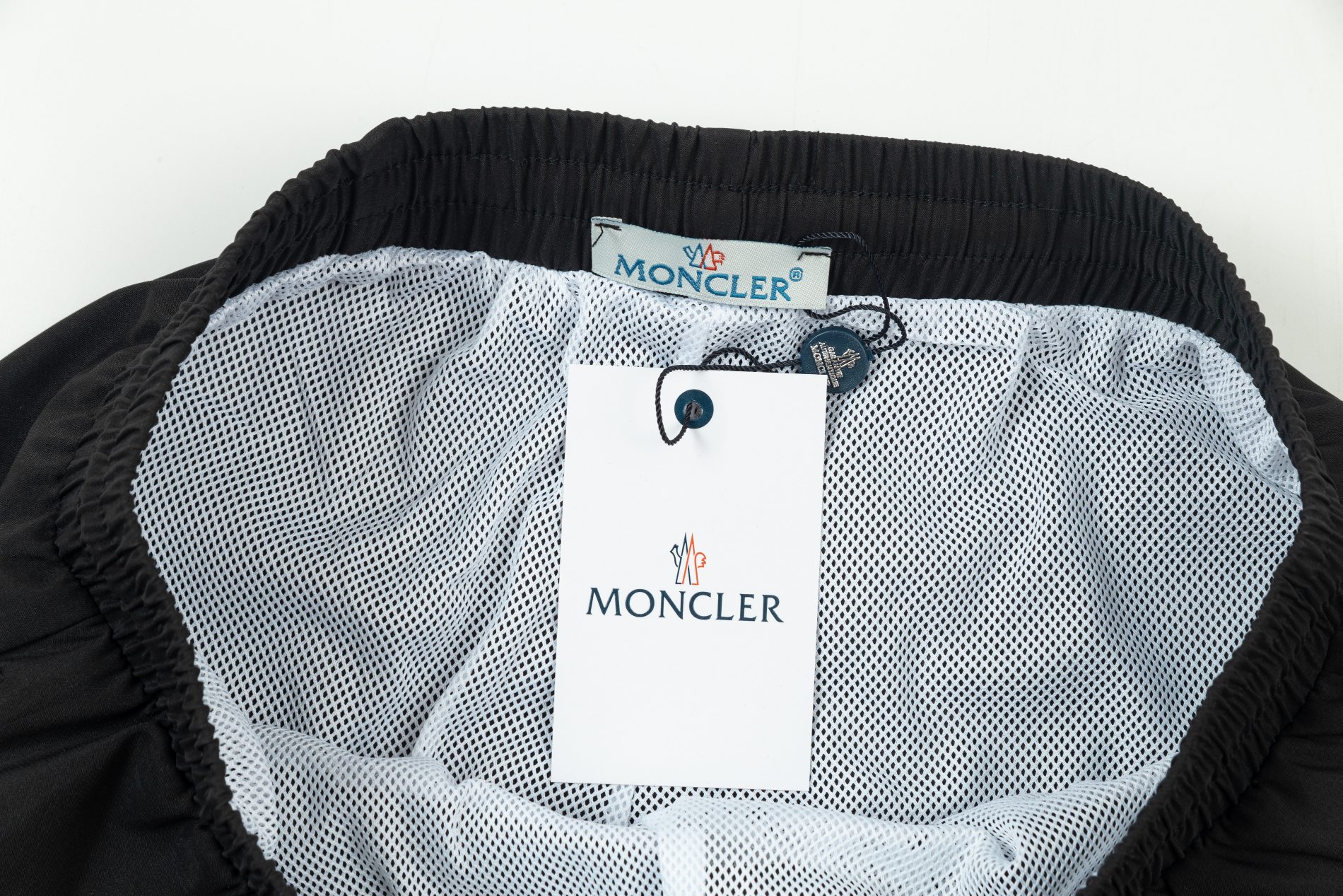 【2026】【MONCLER 公式旗艦店】モンクレール ショートパンツ  ご好評に付き再入荷！-BRAND OFF
