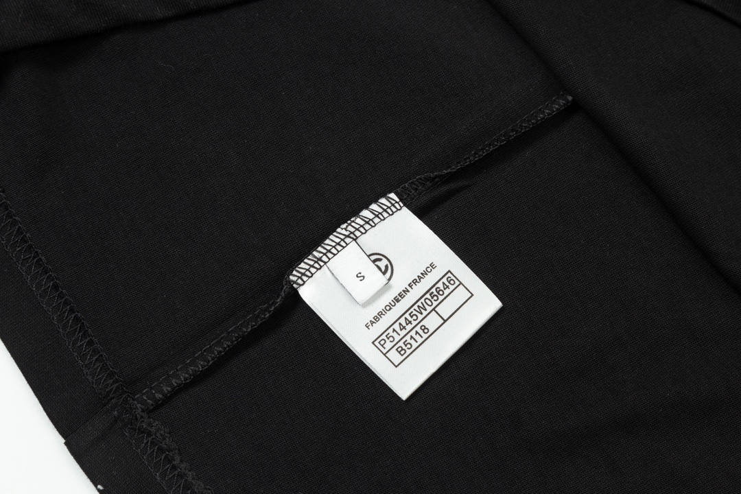 【CHANEL  公式旗艦店】シャネル  Tシャツ ご好評に付き再入荷 24626-BRAND OFF