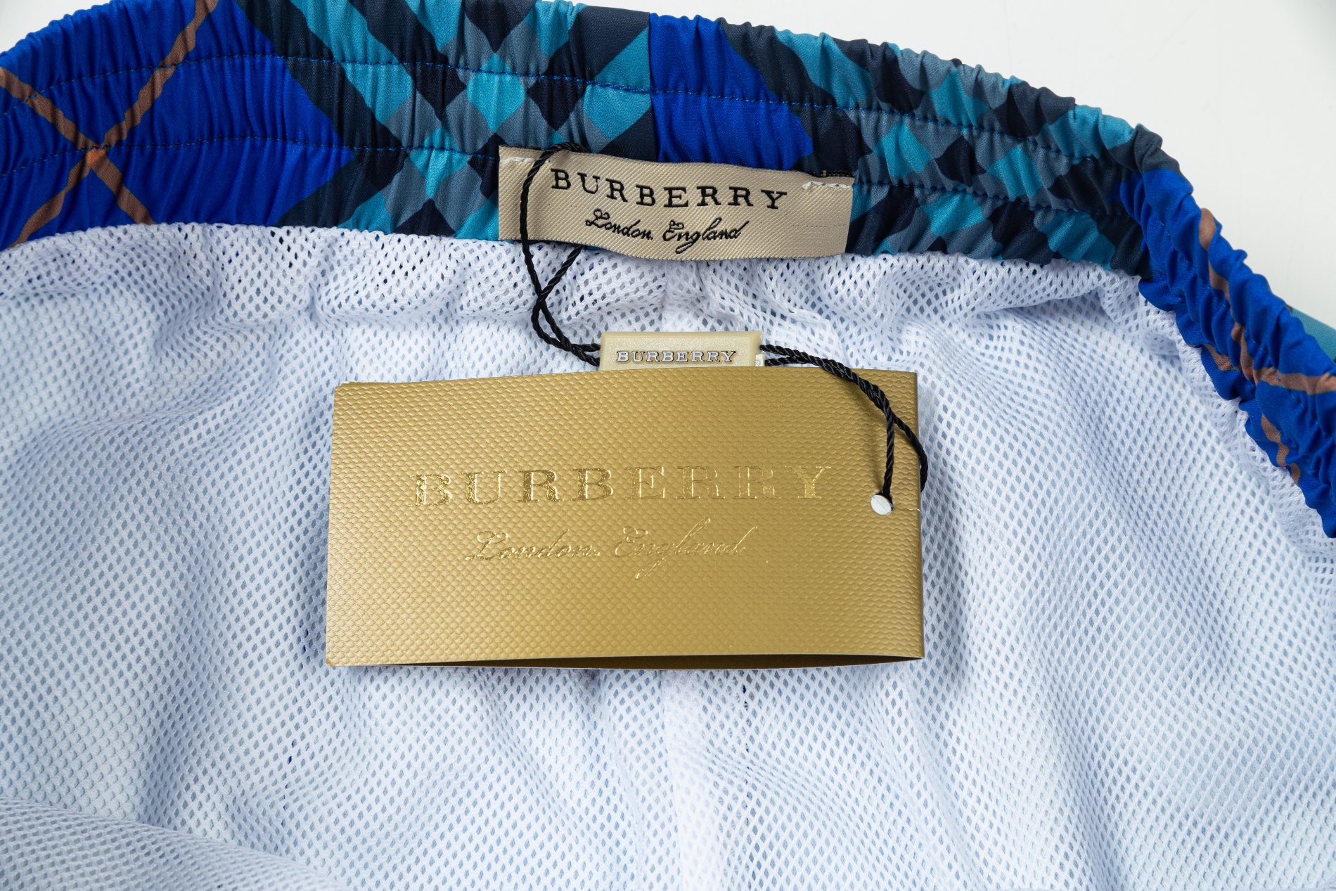 【BURBERRY 公式旗艦店】バーバリー  ショートパンツご好評に付き再入荷 24627-BRAND OFF