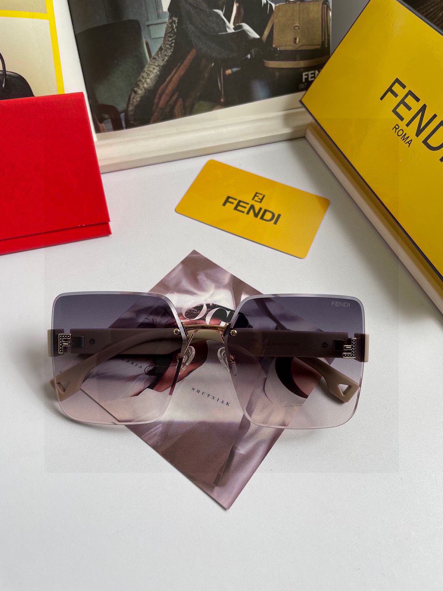 FENDI(フェンディ ) サングラス 24706-BRAND OFF