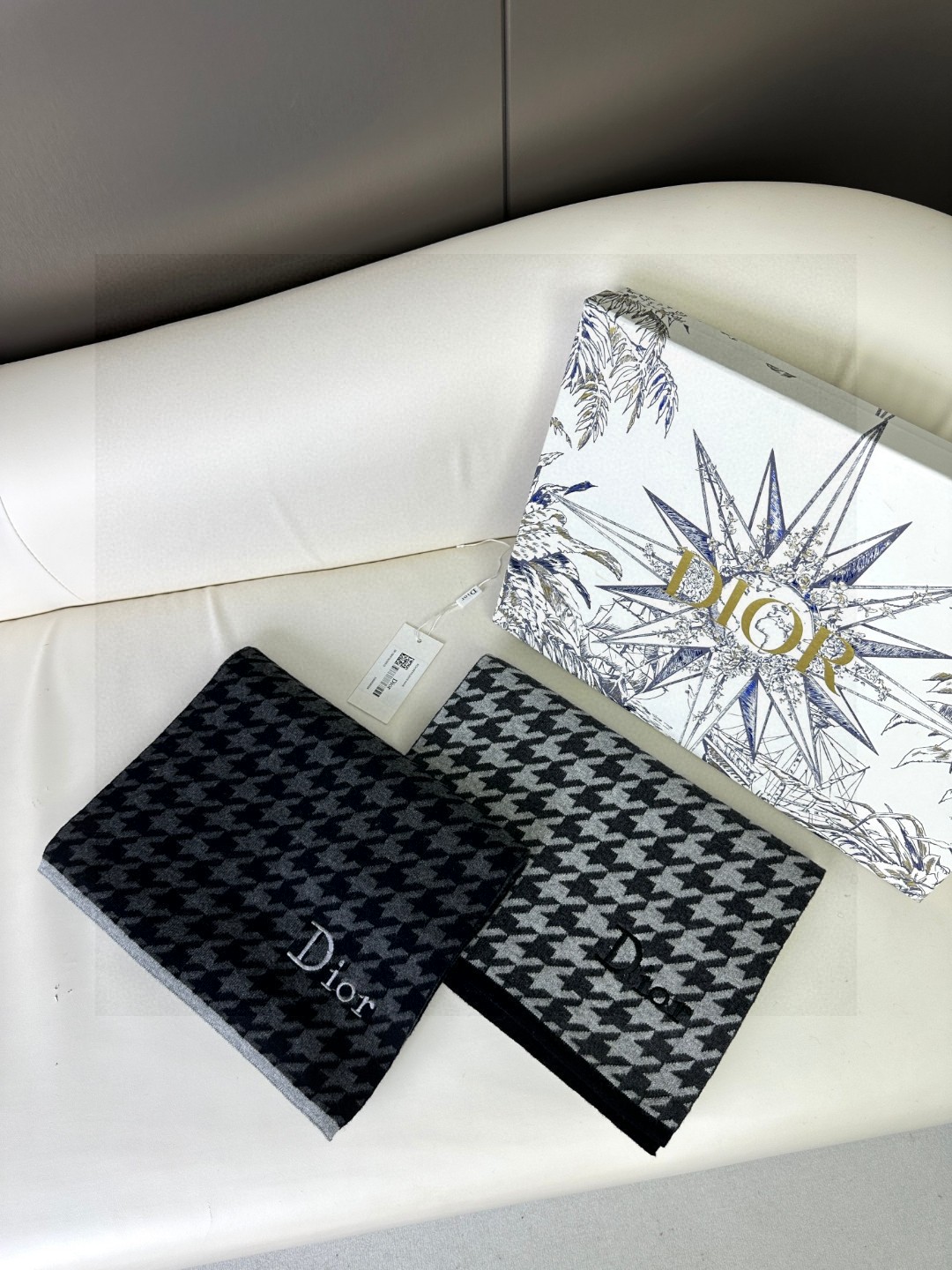 【DIOR  ディオール 】スカーフ32*180cm  241108-BRAND OFF