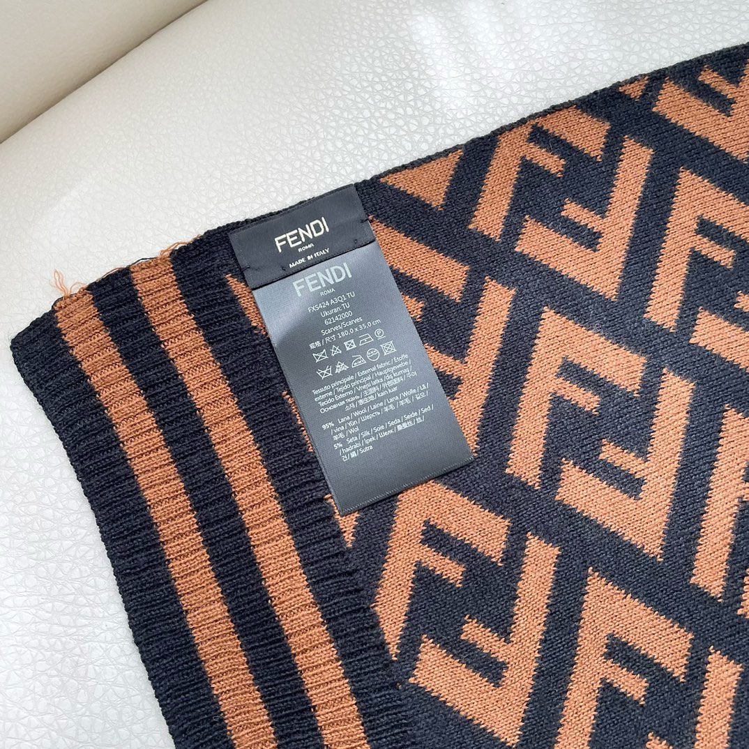 【FENDI  フェンディ】スカーフ36*180CM   241109-BRAND OFF