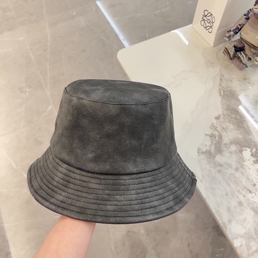 PRADA (プラダ)フィッシャーマンズハット  241125-BRAND OFF