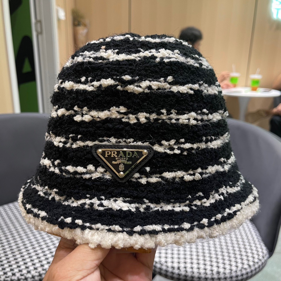 PRADA (プラダ)フィッシャーマンズハット  241125-BRAND OFF