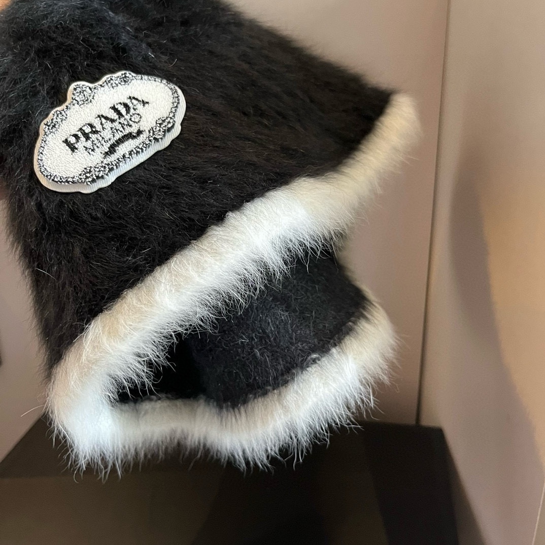 PRADA (プラダ)フィッシャーマンズハット  241125-BRAND OFF