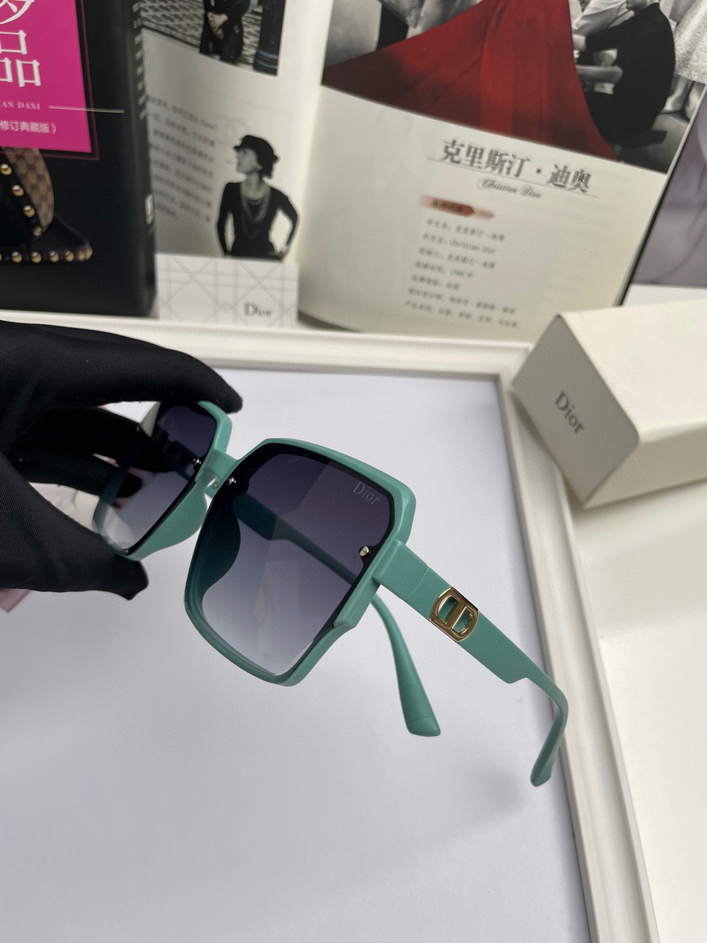 DIOR(  ディオール ) サングラス-BRAND OFF