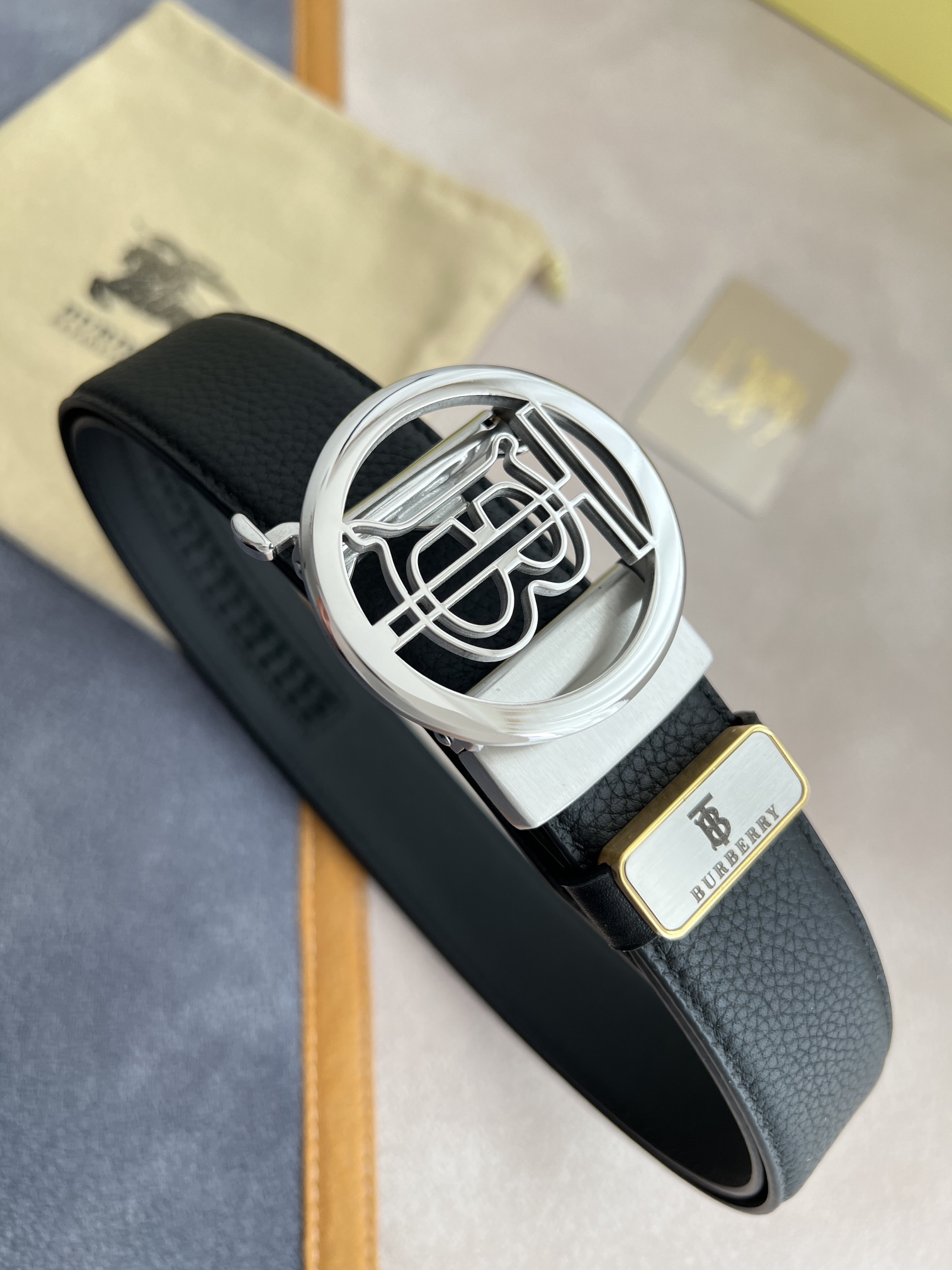 【BURBERRY】(バーバリー) 3.5cm   ベルト メンズ-BRAND OFF