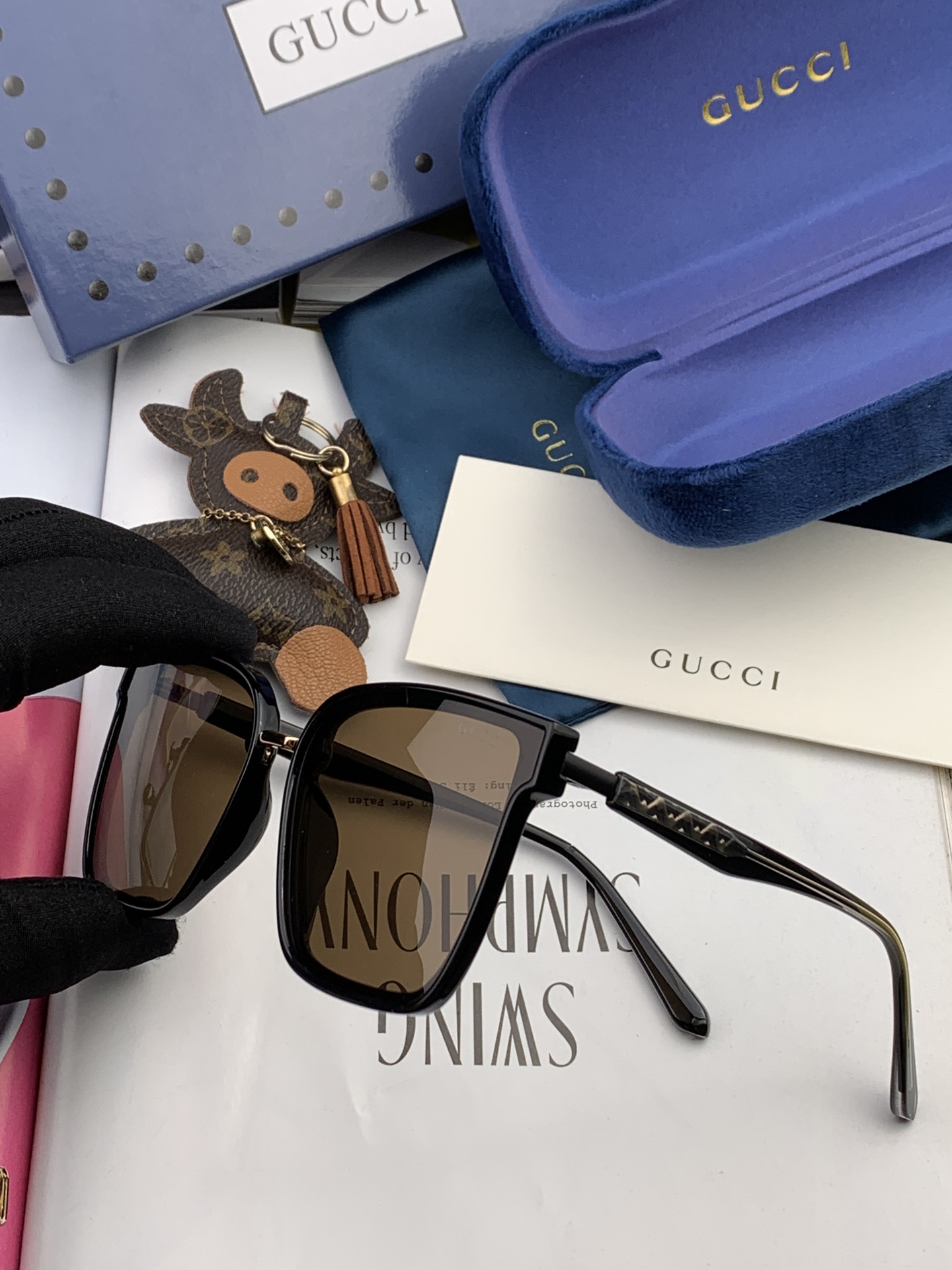 GUCCI(クッチ ) サングラス-BRAND OFF