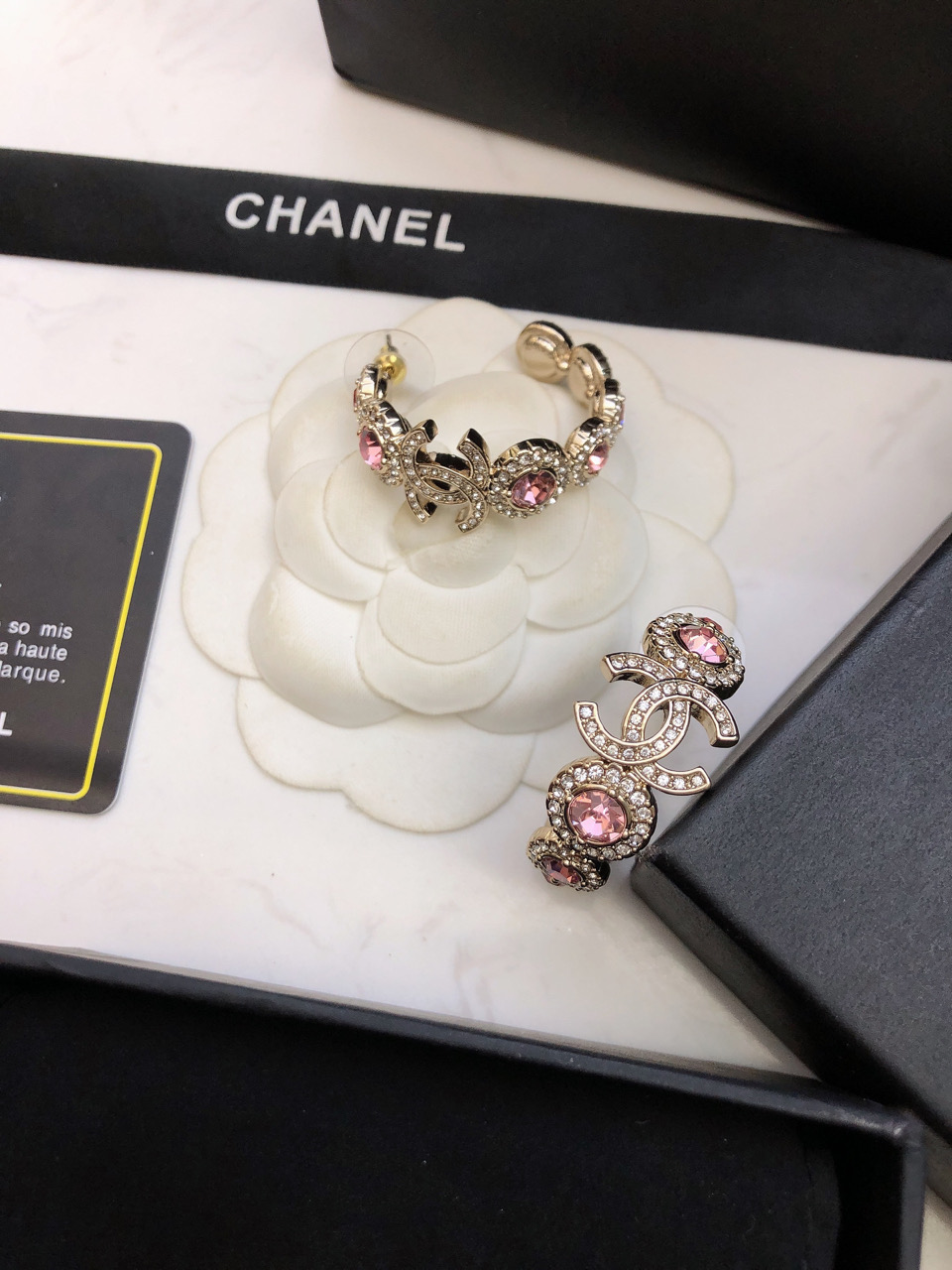 【CHANEL】 シャネル   ファッションスタイルのイヤリング-BRAND OFF