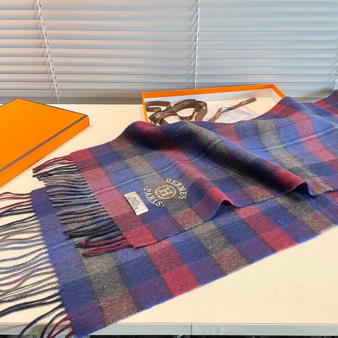 【HERMES エルメス 】スカーフ30*180CM-BRAND OFF